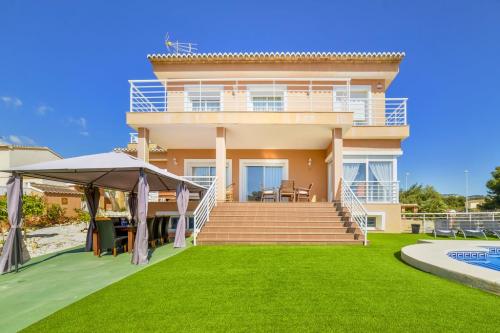 Willa w Calpe, 4 sypialnie - 660.000 euro (ref.0021)