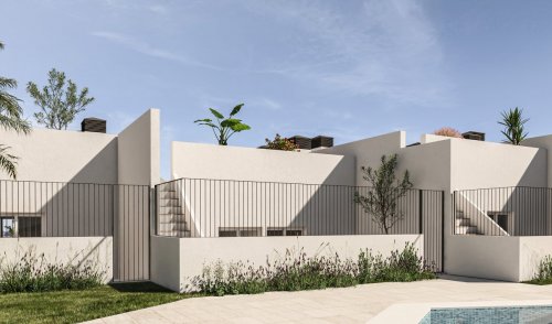 Bungalowy z widokiem na pola golfowe Monoforte cid 315.000 euro (ref.UR004)